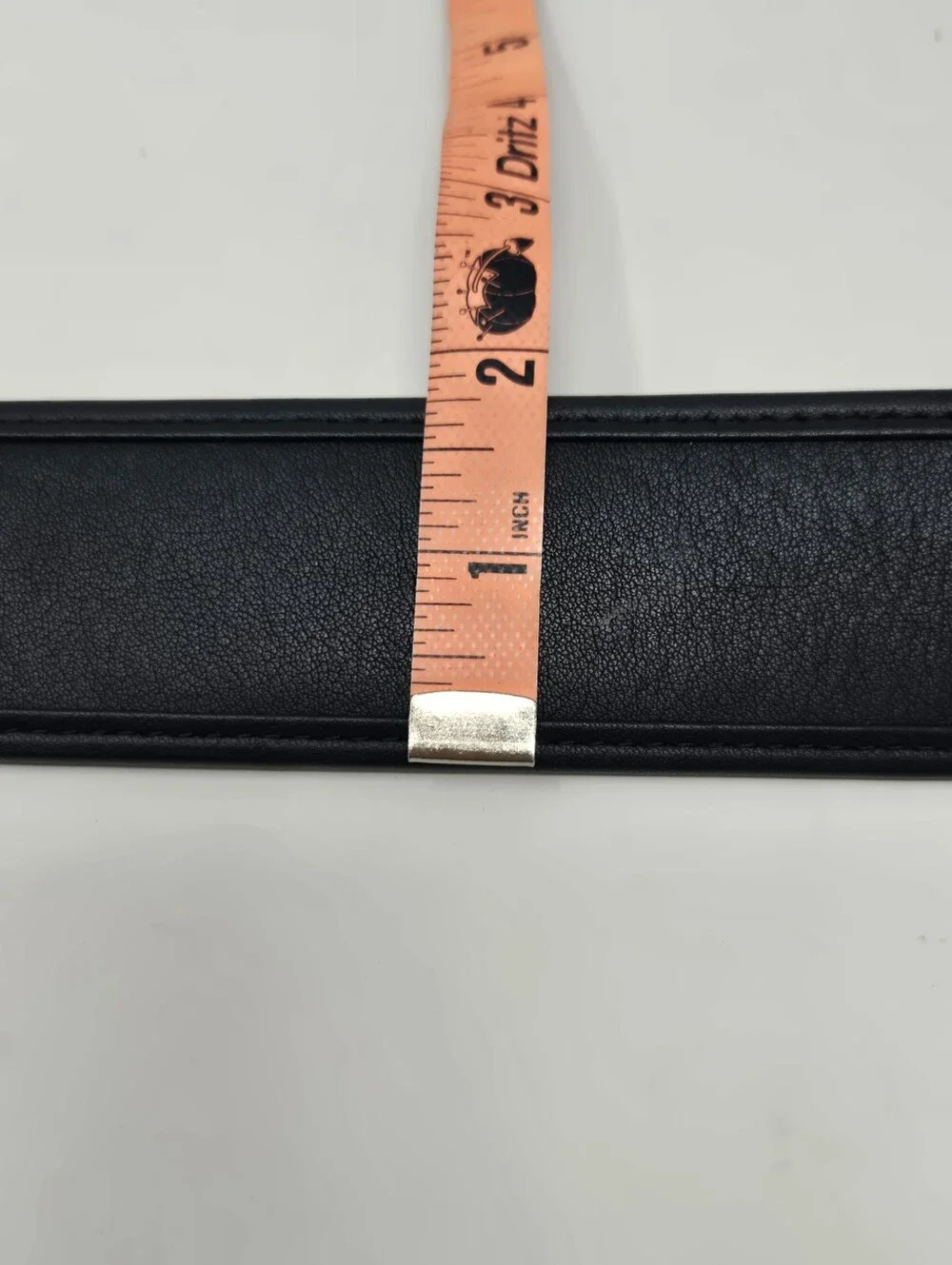 CABI WHITE BLACK LEATHER STATEMENT BELT GOLD HARDWARE WOMEN OS CLASSIC ACADEMIA